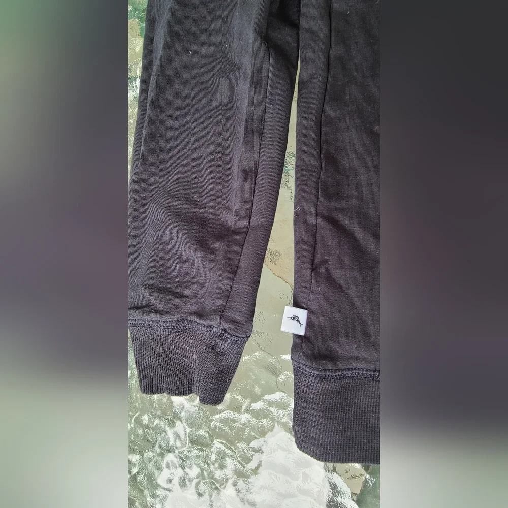 Tommy Bahama black‎ long sleeve half zip shirt
